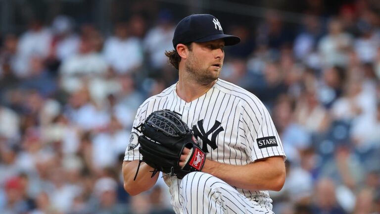 Yankees’ Aaron Boone Explains Decision to Stick With Gerrit Cole in Loss to Dodgers, ‘Falls on Me’