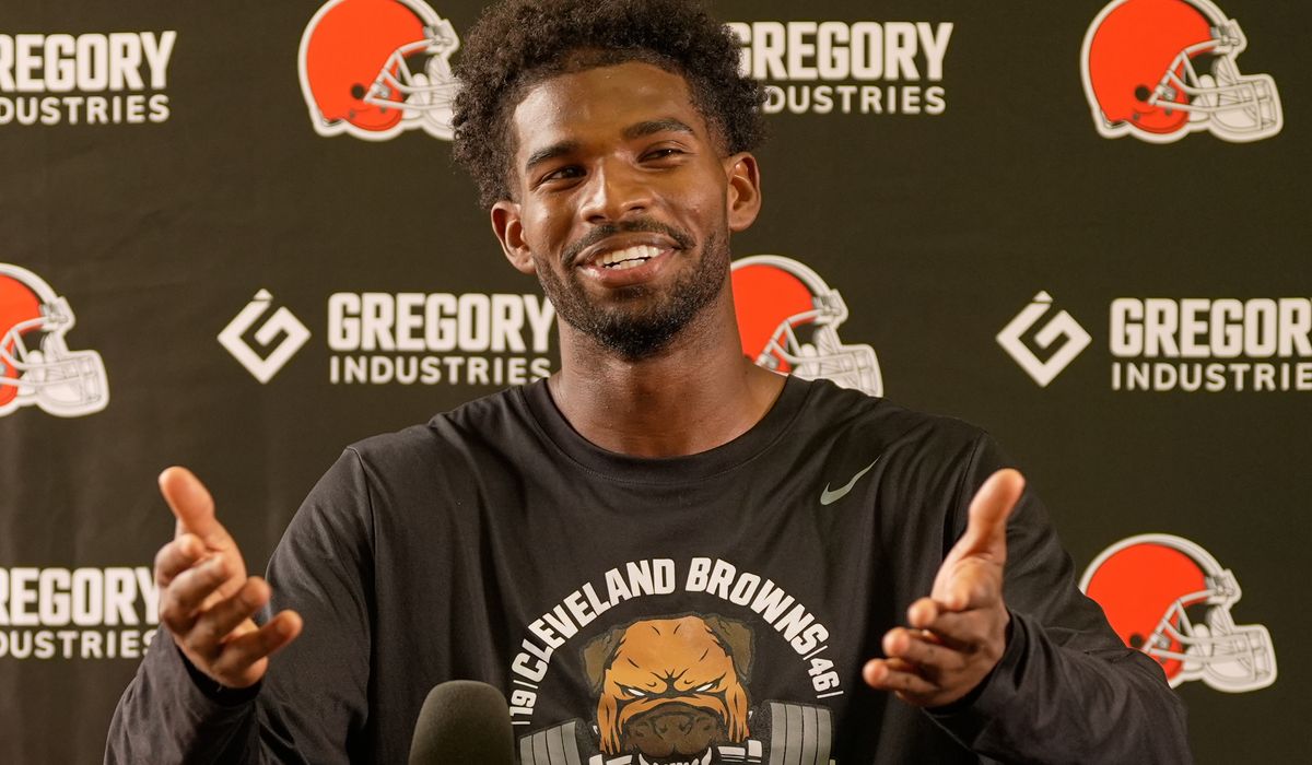 Browns’ QB competition between Sanders and Watson still in early stages