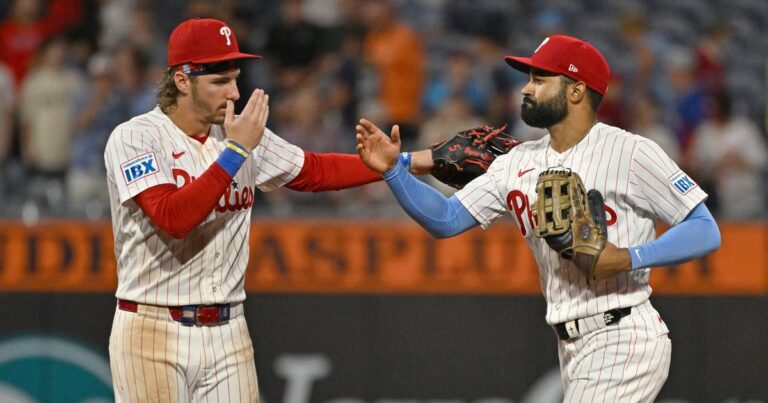 Bryson Stott, Alec Bohn stay hot vs. Marlins, and so does Aaron Nola as Phillies score another sweep