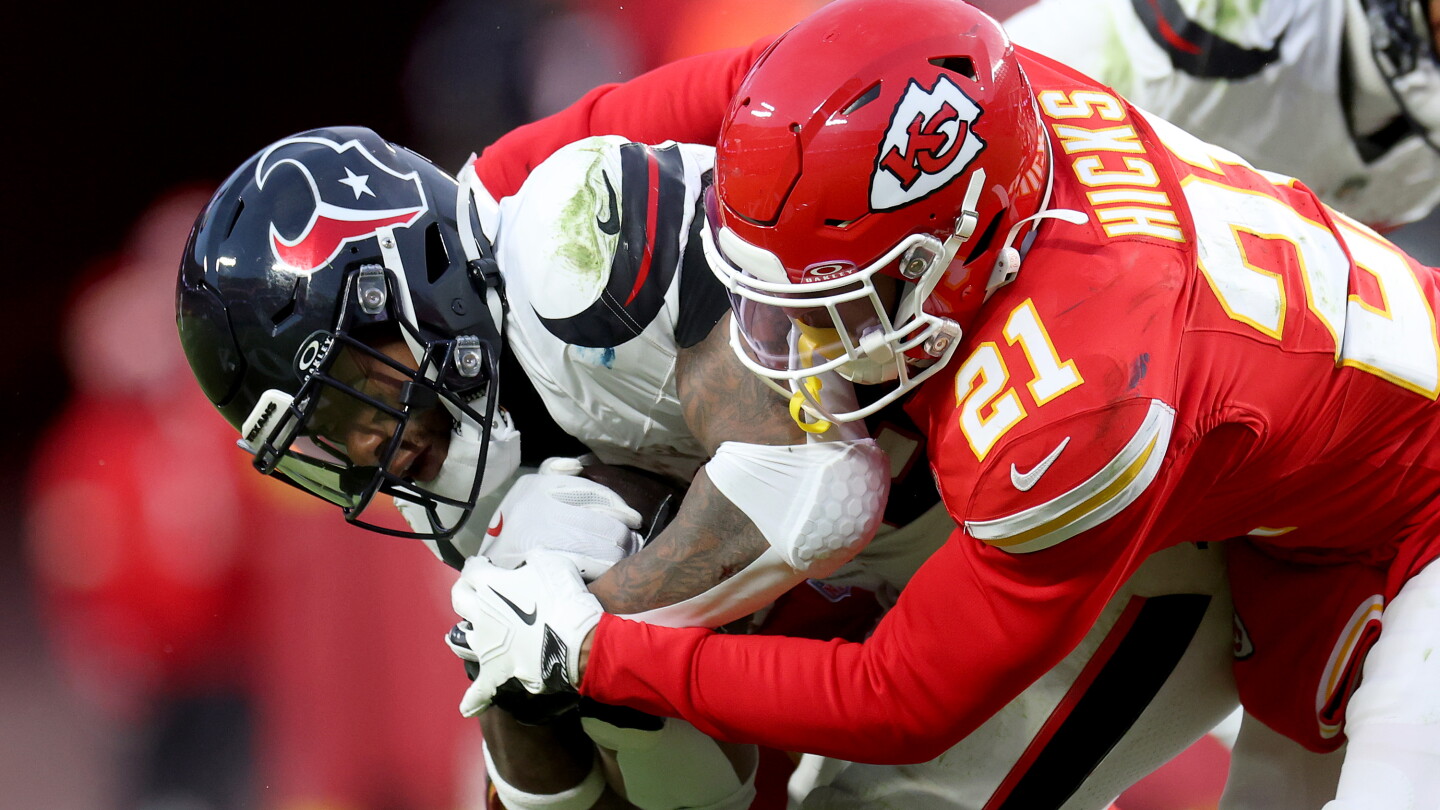 Mike Macdonald on Joe Mixon: “Didn’t work out”